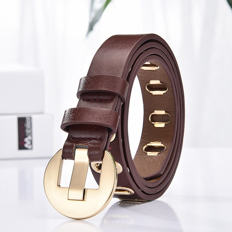 Correia de couro na moda com fivela de metal e furos
