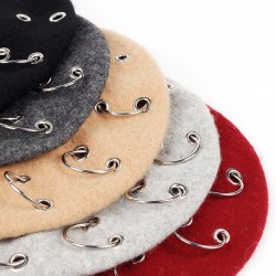 beret do século XVII - tampa com anéis de prata