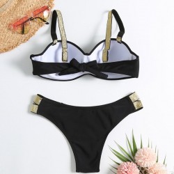 Biquíni elegante conjunto com empurrar para cima