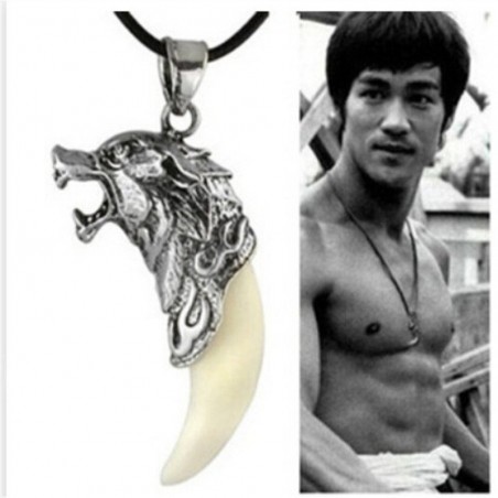 Cabeça de lobo com dente - colar