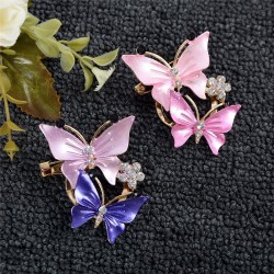 Borboletas duplas - broche elegante cristal