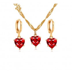 Colar dourado e brincos conjunto com coração vermelho