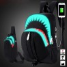 Carregamento USB - Mochila Luminosa - Tubarão