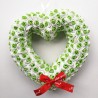 Decoração em forma de coração - feito de rosas infinitas
