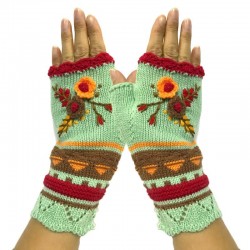 Luvas de inverno tricotadas - meio-finger design - com um bordado florido