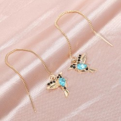 Brincos longos elegantes com pássaros de cristal