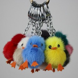 Fluffy furry pom pom com pintos - chaveiro
