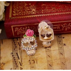 crânio de cristal com rosa - brincos pequenos