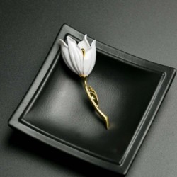 Tulipa branca - broche elegante