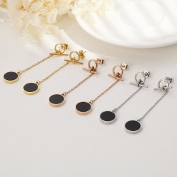 Chain with a black circle - long earrings