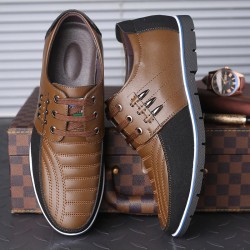 Casual leather shoes - breathable - with laces