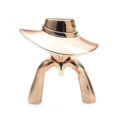 Lady figure wearing hat - brooch