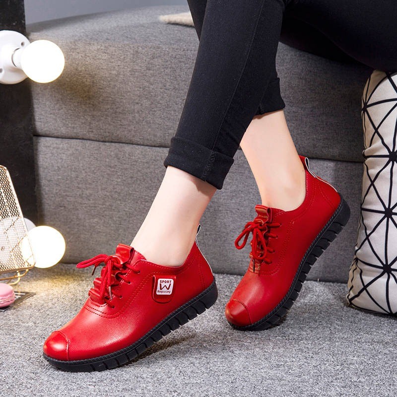 Soft flat shoes - with laces - genuine leather