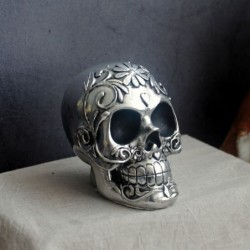 Skull with floral design - silver plated - Halloween decoration