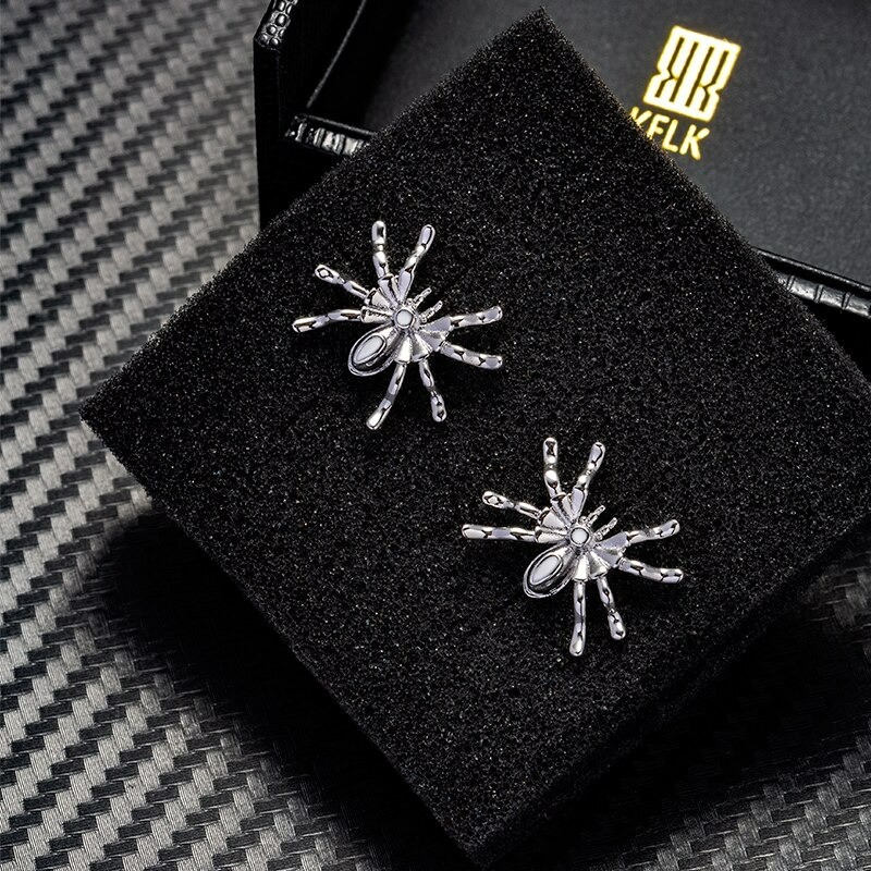 Spider shaped trendy cufflinks