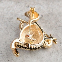 Walking crystal tortoise - vintage brooch