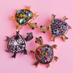 Fashionable brooch with crystal tortoise