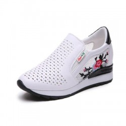 Trendy high platform loafers - slip-on - with floral printShoes