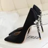 Sexy pumps - with metal carved thin high heelsHigh heels