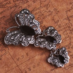 Vintage brooch with triple crystal butterflies
