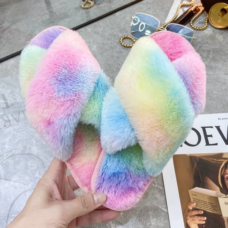 Warm fluffy slippers - soft - furry flip - flopsShoes