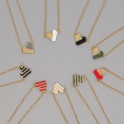 Elegant necklace with a colorful beaded heart
