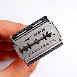 Shaving razor - double edge - with one bladeShaving