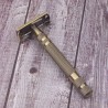Manual razor - double-sided - long non-slip handle - quick blade replacement - brassShaving