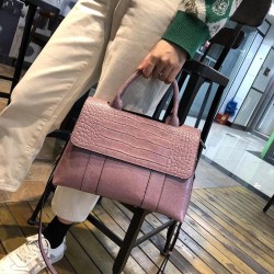 Elegant shoulder bag - leather - crocodile skin pattern