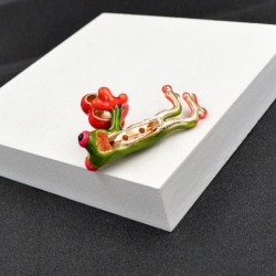 Green frog with a red heart - broochBrooches