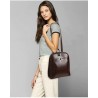 Luxurious vintage backpack - leather shoulder bag - with decorative V letterBackpacks