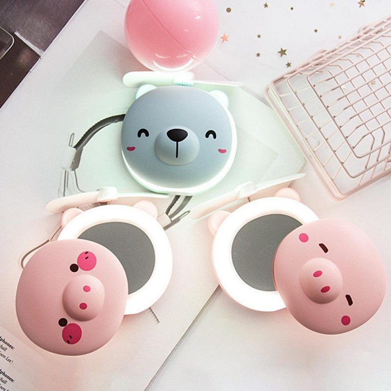 Mini pocket mirror - with fan - LED light - piggy head shapeMake-Up