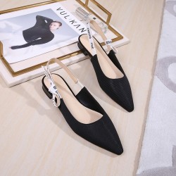 Knitted / leather sandals - slingback - pointed toe - low heel - butterfly ribbon bow closureSandals
