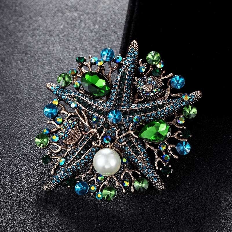 Crystal sea star with pearl - vintage brooch