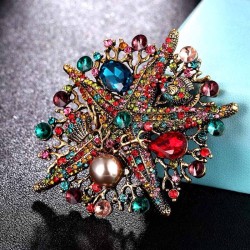 Crystal sea star with pearl - vintage brooch