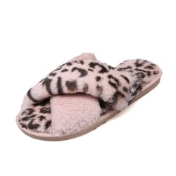 Soft plush slippers - crossed stripes - leopard print