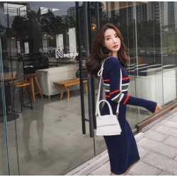 Elegante vestido lápis listrado - com manga longa