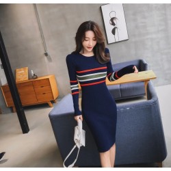 Elegante vestido lápis listrado - com manga longa