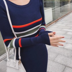 Elegante vestido lápis listrado - com manga longa