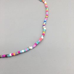 Classic short necklace - with colorful beads - elastic threadNecklaces