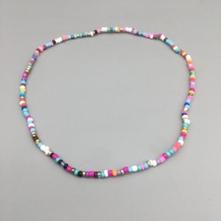 Classic short necklace - with colorful beads - elastic threadNecklaces