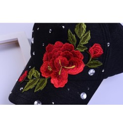 Boné de beisebol da moda - com rosas / cristais / tachas bordadas