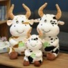Brinquedo de pelúcia em forma de vaca dos desenhos animados