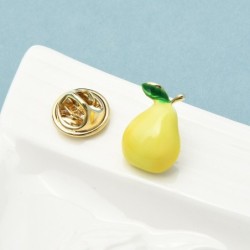 Broche na moda com uma pêra amarela