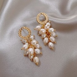 Brincos de ouro elegantes - com pérolas de várias camadas