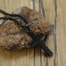 Pingente com uma cruz de camuflagem - colar de aço inoxidável