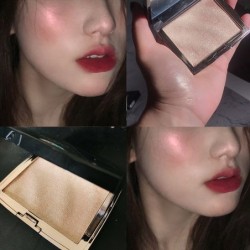 Glossy highlighter - pressed powder - golden bronzerMake-Up