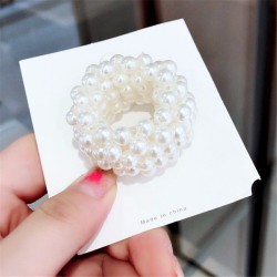 Scrunchie com contas de pérolas - faixa de cabelo elástica