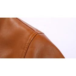 Jaqueta de inverno de couro com lã e zíper - slim