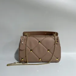 Bolsa luxuosa - com rebites / alça de corrente / alça - couro genuíno